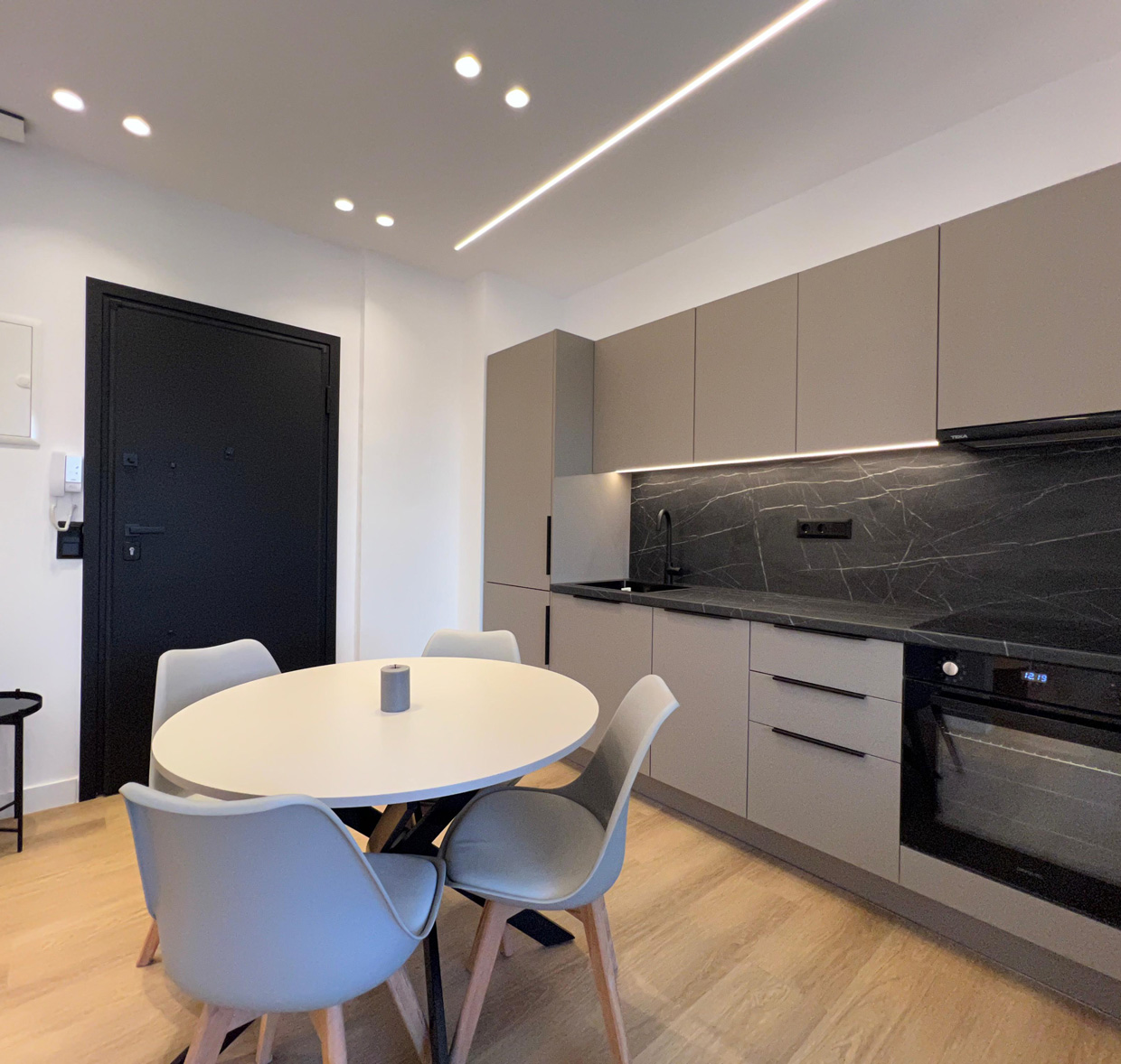 Πειραιάς, Κολοκοτρώνη 135